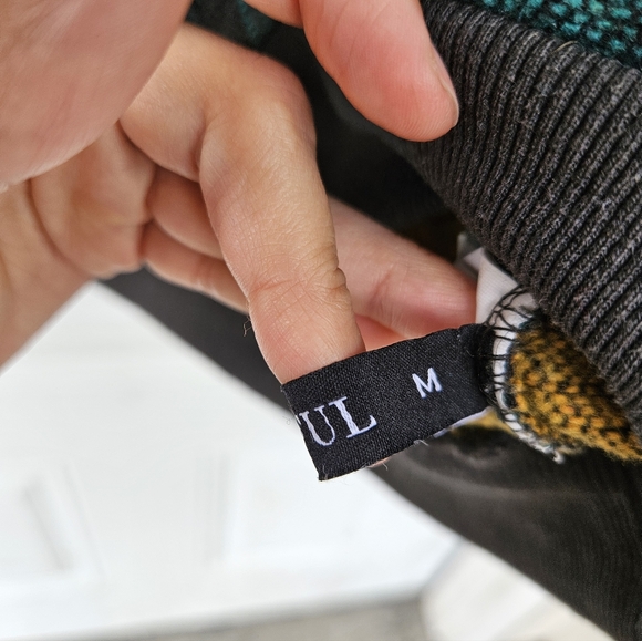 Men's Geometric Aztec Pattern Sweater - Teal and Yellow - Picture 7 of 10